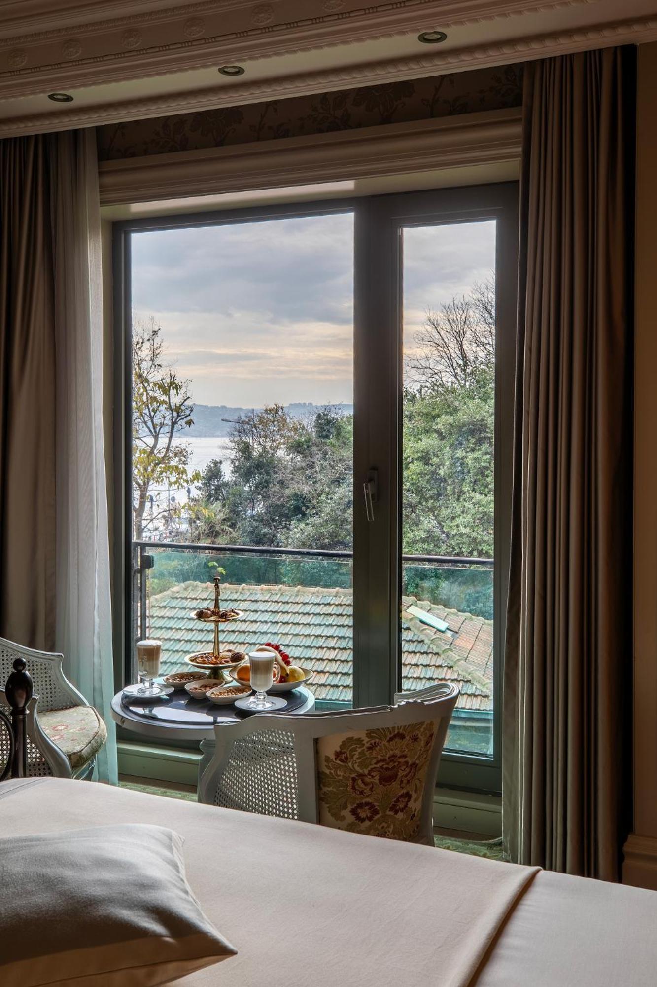 Mfb Tarabya Hotel Istanbul Exterior foto